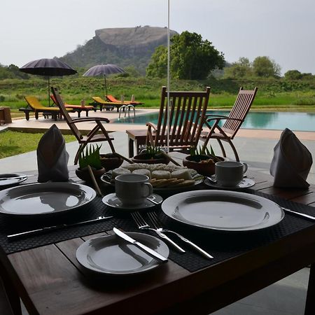 Sigiriya King'S Resort Eksteriør bilde