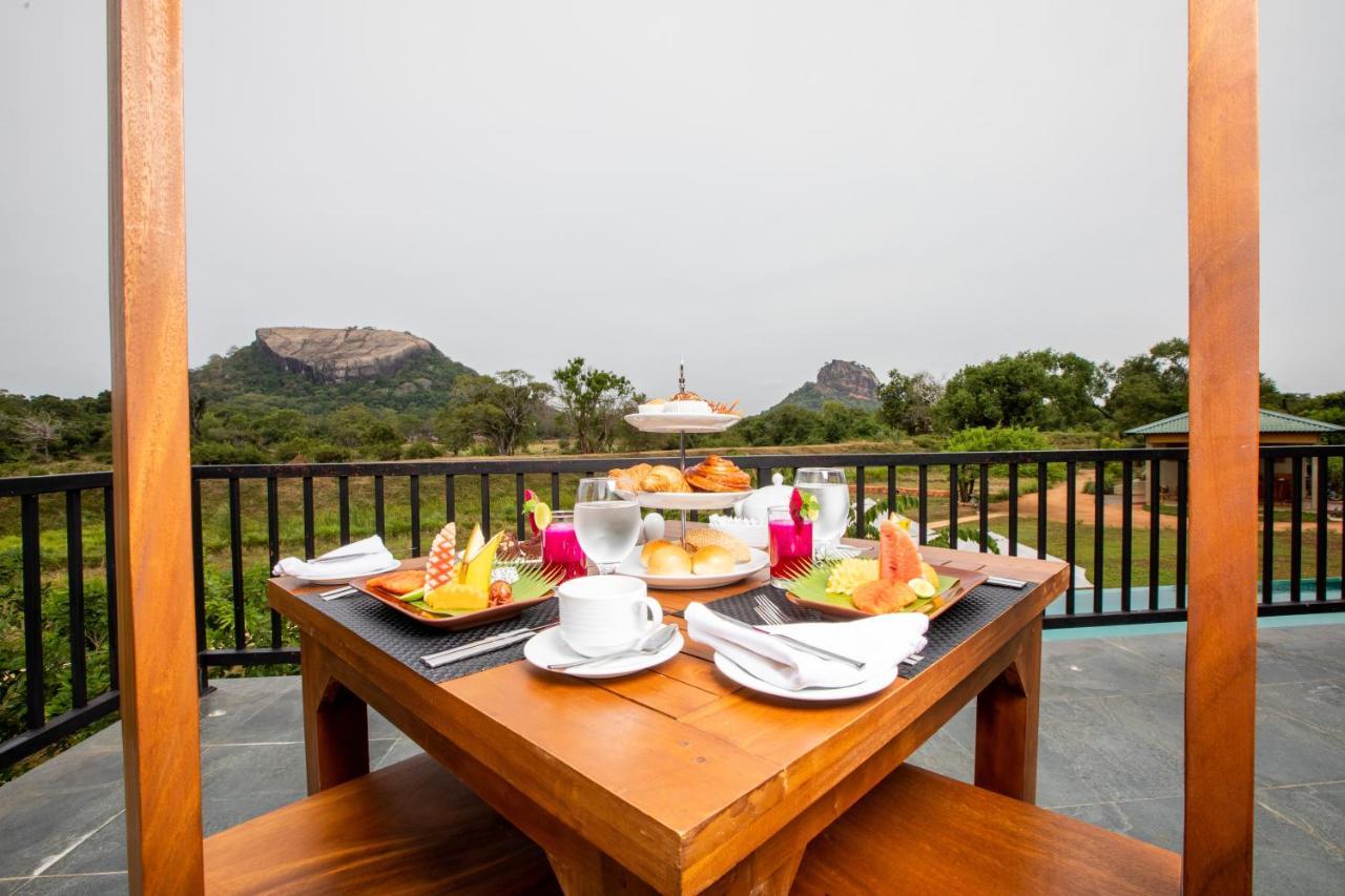 Sigiriya King'S Resort Eksteriør bilde