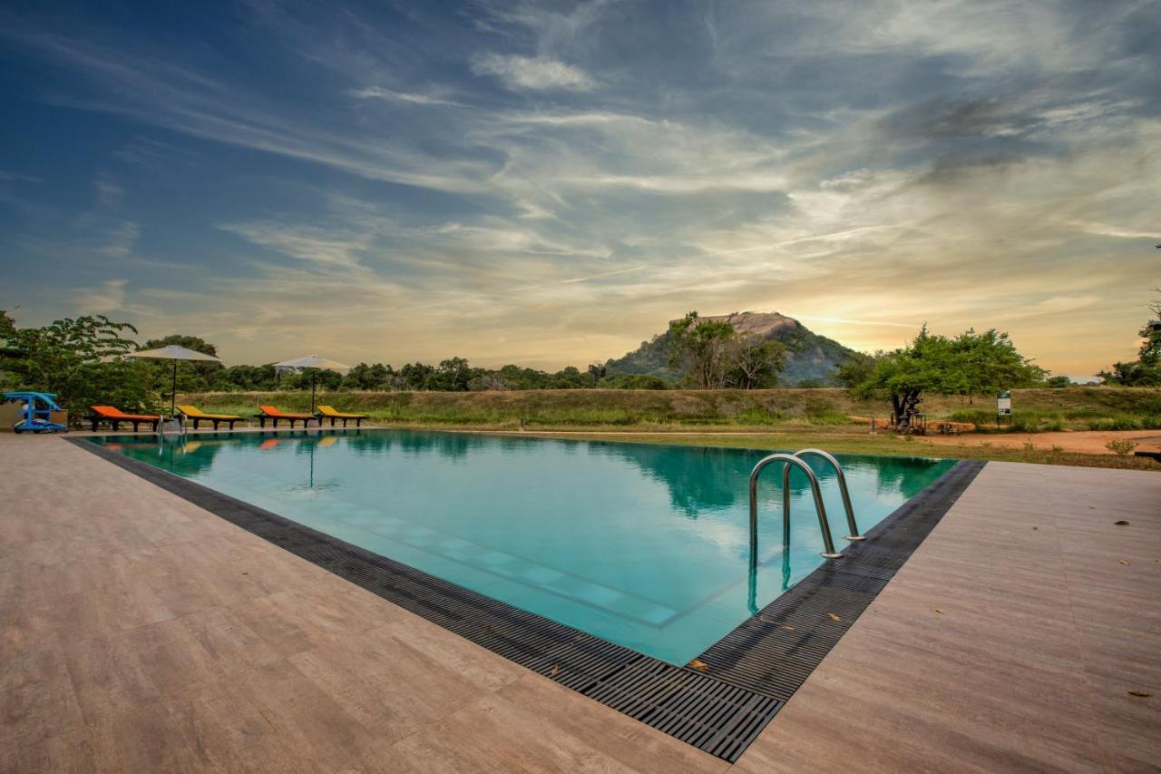 Sigiriya King'S Resort Eksteriør bilde